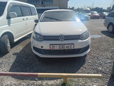 машина лонос: Volkswagen Polo: 2013 г., 1.6 л, Механика, Бензин