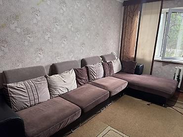 sofa: Угловой диван, C подушками — 1