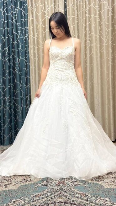 Юбки: Жаңы той көйнөктөр сатылат! Размери: 44–46 ✨ Түрү: Карсеттик, перчатка at lalafo.kg — 14 Юбки: Жаңы той көйнөктөр сатылат! Размери: 44–46 ✨ Түрү: Карсеттик, перчатка — 14