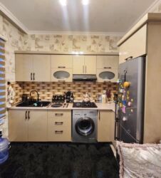 Uzunmüddətli kirayə mənzillər: Menzil Neftcilerde yerlewir Kapital Bankin yaninda 5 mertebenin 2ci -da lalafo.az — 7 Uzunmüddətli kirayə mənzillər: Menzil Neftcilerde yerlewir Kapital Bankin yaninda 5 mertebenin 2ci — 7