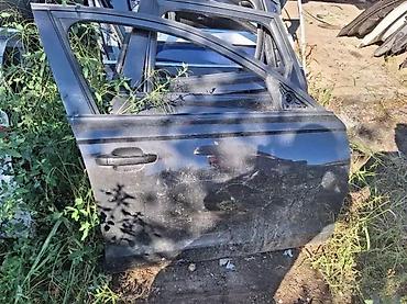 pezo 1: AUDI A6 C7 2015 PREDNJA DESNA VRATA CRNA BOJA | vrata su ne ostecena — 1
