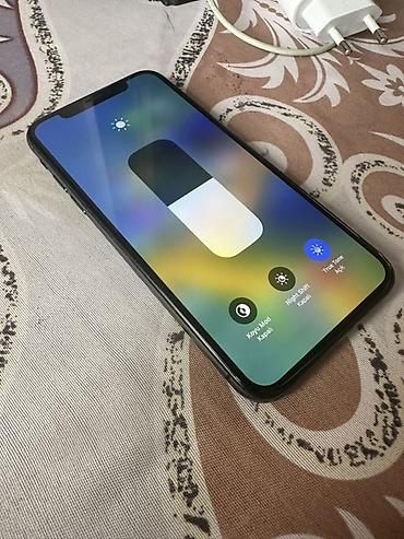 Apple iPhone: IPhone X, 64 GB, Qara, Face ID — 2