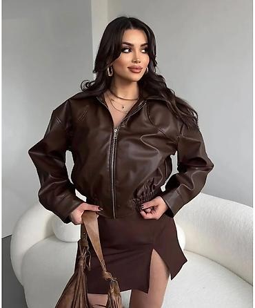 kisi deri kurtkalar: Qadınlar üçün qısa dəri görünümlü jaket (süni dəri) - Rəng: tünd — 2