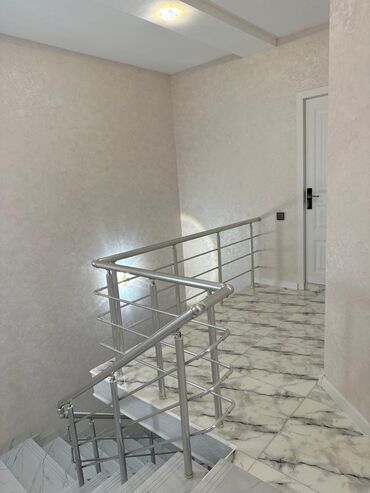 Həyət evləri və villaların satışı: İki mərtəbəli fərdi yaşayış evi - Memarlıq: klassik üslubda, iki — 11