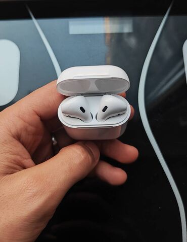 mini qulaqciq: AirPods2 Original Kontakt Homdan 349azn-e alınıb,indi ehtiyac var deyə