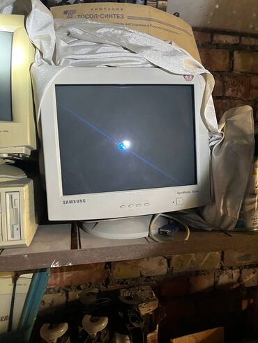 комплект компьютера полный: Компьютер, ядролор - 32, ОЭТ 128 жана көбүрөөк ГБ, Татаал эмес тапшырмалар үчүн, Колдонулган, Топтомосуз