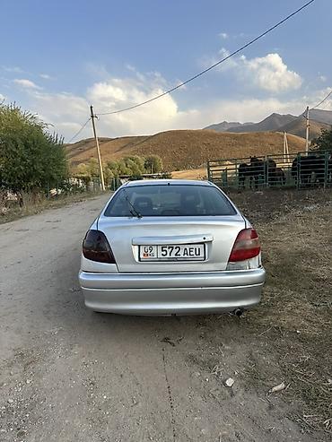 хонда степвагон 1: Toyota Avensis: 2002 г., 1.8 л, Кол менен иштөөчү, Хетчбек — 2
