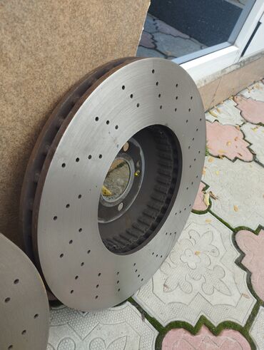 Тормозные диски: Предний тормозной диск Mercedes-Benz 2018 г., Б/у, Оригинал, Германия — 7