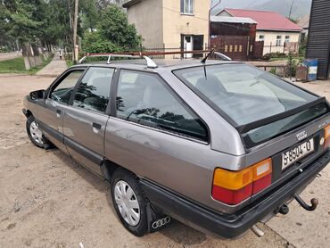 Audi 100: 1990 г., 1.8 л, Механика, Бензин, Универсал