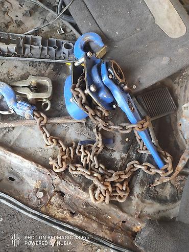 Грузовые кузова и будки: BMW — 9