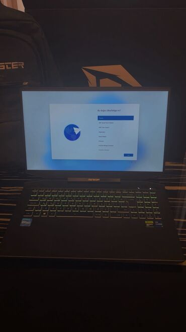 Noutbuk və netbuklar: Intel Core i7, 64 GB, 17.3 "