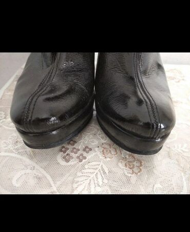 германская обувь в бишкеке: Сапоги, 37, цвет - Черный