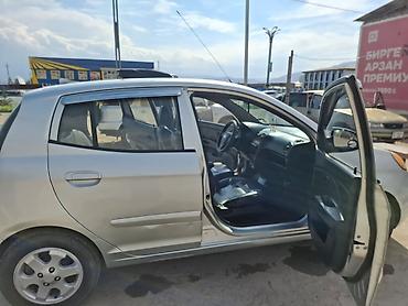ижара машина: Kia Morning: 2009 г., 0.1 - engine capacity л, Автомат, Бензин, Седан — 2