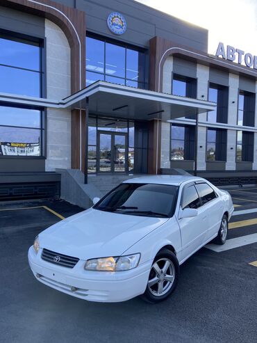 декоративная подсветка салона автомобиля: Toyota Camry: 2000 г., 2.2 л, Автомат, Бензин, Седан