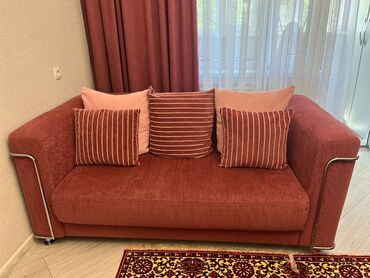 подушка на кресло: Диван-кровать, Б/у