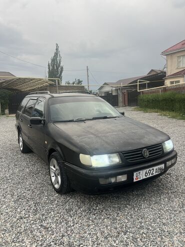 фередо пассат: Volkswagen Passat: 1994 г., 2 л, Механика, Бензин, Универсал