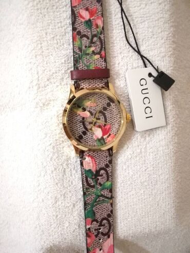 gumene čizme žene: Classic watch, Gucci, Female