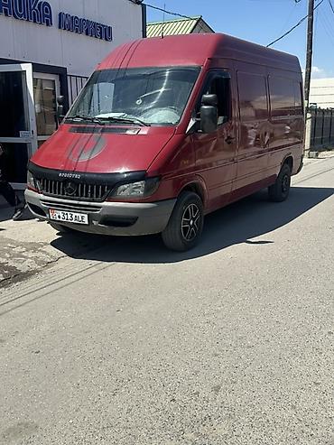sprinter 2 2: Грузовой фургон Mercedes-Benz Sprinter (длинная база, высокий кузов) — 1