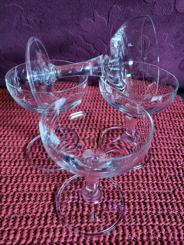 Čaše: Case nove za zastoko pice iz 70ih. god. Zapadna Nemacka. tanje — 5