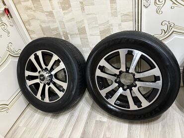 Disk təkərlər: 4 ədəd yığılmış disk+şin dəsti - Disklər: yüngül lehimli, 10-şüalı — 7