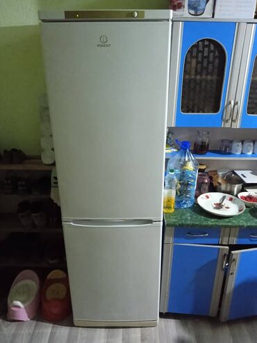 amina: Холодильники
