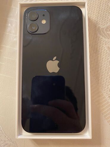 Apple iPhone: IPhone 12, 64 GB, Qara, Face ID