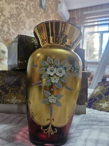 Digər dəstlər və servizlər: Zər ifa incəsənəti üslubunda dekorativ şüşə dəst - Tərkib: 1 ədəd iri — 15