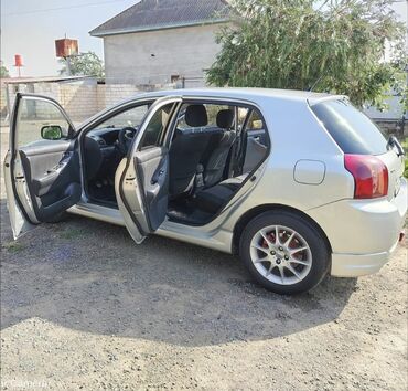 Toyota: Toyota Corolla: 1.6 l | 2006 il Hetçbek — 3