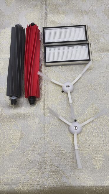 aspirator filteri: Roborock Q8 Max / Q8 Max+ Q5 Pro/ Q5 Pro+ üçün aksessuarlar satilir (