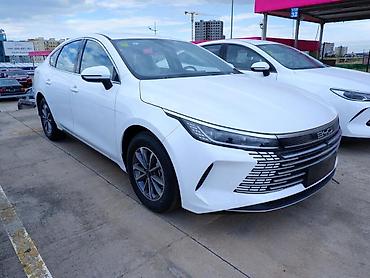 eylec: BYD Qin Plus: 1.6 l | 2025 il 10 km Sedan — 2