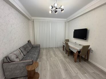 Uzunmüddətli kirayə mənzillər: Mənzilin təsviri: - Şəhər panoramalı, yüksək mərtəbədən gözəl gecə — 3