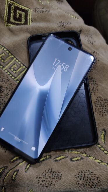 dubay telefon: Infinix Smart 8, 128 ГБ, цвет - Серый, Сенсорный, Face ID