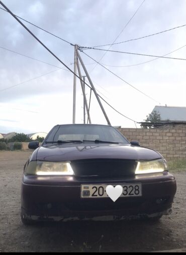 daewoo nexia 2009: Daewoo Nexia: 1.5 l | 2005 il Sedan