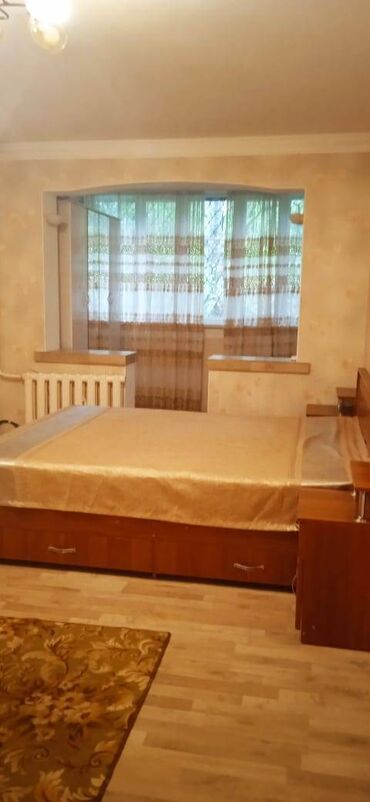 срочно сдаётся квартира: 1 бөлмө, Менчик ээси, Толугу менен эмереги бар