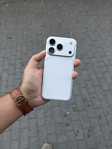 IPhone 17 Pro, 256 GB, Matte Silver, Zəmanət, Sənədlərlə