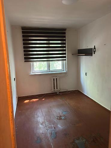 Продажа квартир: 2 комнаты, 43 м², 6 мкр 104 серия, 3 этаж — 7