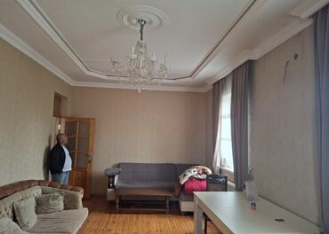 Həyət evləri və villaların satışı: 3 otaqlı, 150 kv. m, Orta təmir — 5
