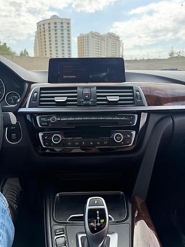 BMW: BMW 330: 2 l | Sedan — 17