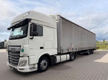 двух мостовой тягач: Сүйрөгүч, DAF, Тенттелген