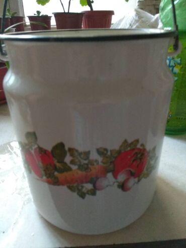 чашка эмалированная: Советский эмалированный бидончик трехлитровый, состояние на фото