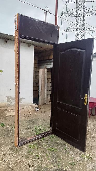 ağac çiyələyi: Qapı dəsti – qutu və üst fənərliklə - Material: taxta əsaslı — 3