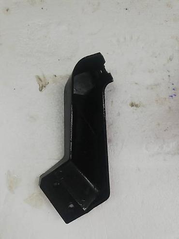 raspon rupa: DESNI NOSAC ZADNJEG BRANIKA ZA FORD KA OD 1996. DO 2008. GOD. - — 2
