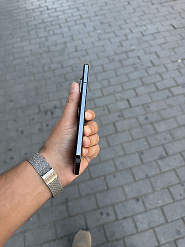telfon honor: Honor Magic 7, 256 GB, rəng - Qara, Zəmanət — 3