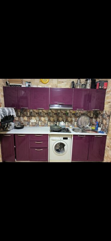 скупка старой мебели: Mebelin uzunu 2.80 matriyal MDF mawin boyasi 2 ilin mebelidi hecbir