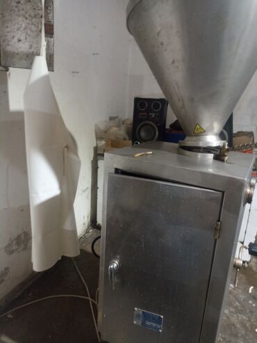 Другое оборудование для бизнеса: Срочно продается колбасное оборудование для производства колбасных — 11