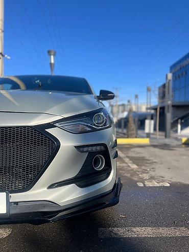 Hyundai: Hyundai Avante: 2017 г., 1.6 л, Механика, Бензин, Седан — 2