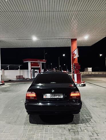 Унаа: BMW 5 series: 2002 г., 2.5 л, Кол менен иштөөчү, Бензин, Седан — 5