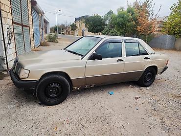 klas 6: Mercedes-Benz 190 (W201) sedan - Korpus: 4 qapılı sedan — 6