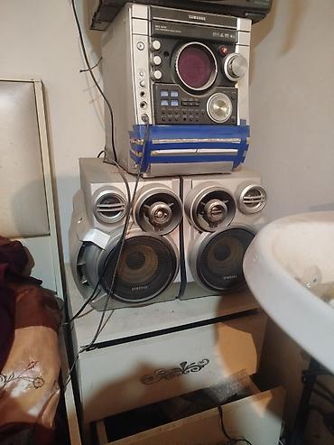 ev ucun kalonka: Samsung MAX-DJ730 mini audio sistemi və akustik kolonkalar - Model — 2