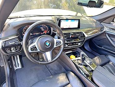 вмятина: BMW 5 series: 2020 г., 3 л, Седан — 5
